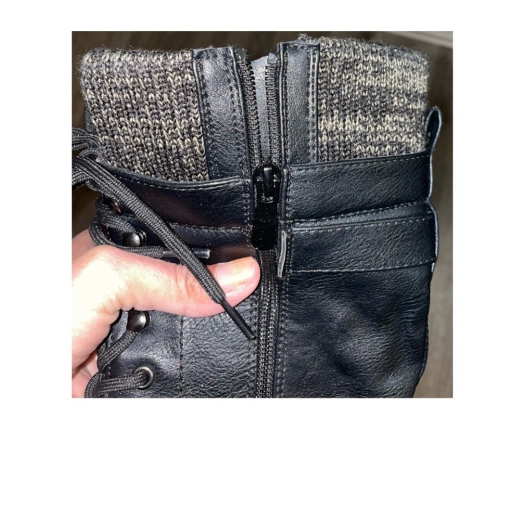 NWOB COMBAT WARM BOOTS WITH SECRET COMPARTMENTS AND ZIPPERS! - Picture 9 of 9